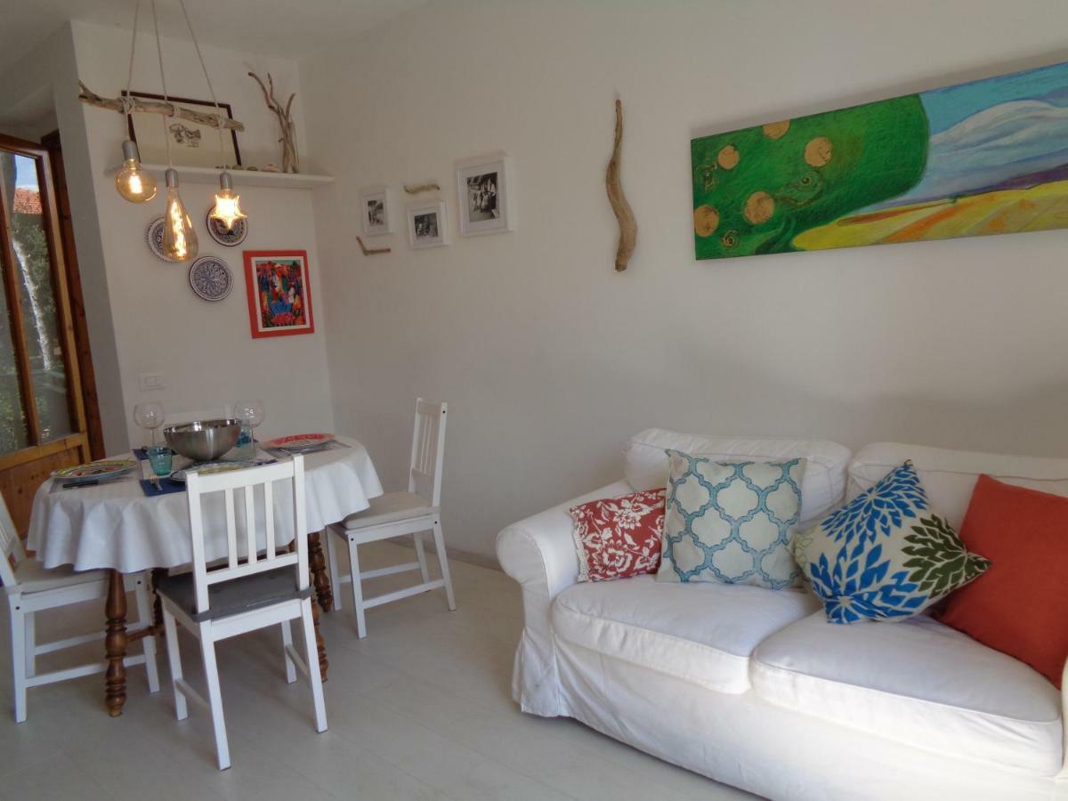 La Casa Di Nina Apartment Куерчанела Екстериор снимка