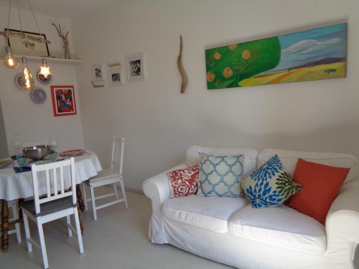 La Casa Di Nina Apartment Куерчанела Екстериор снимка